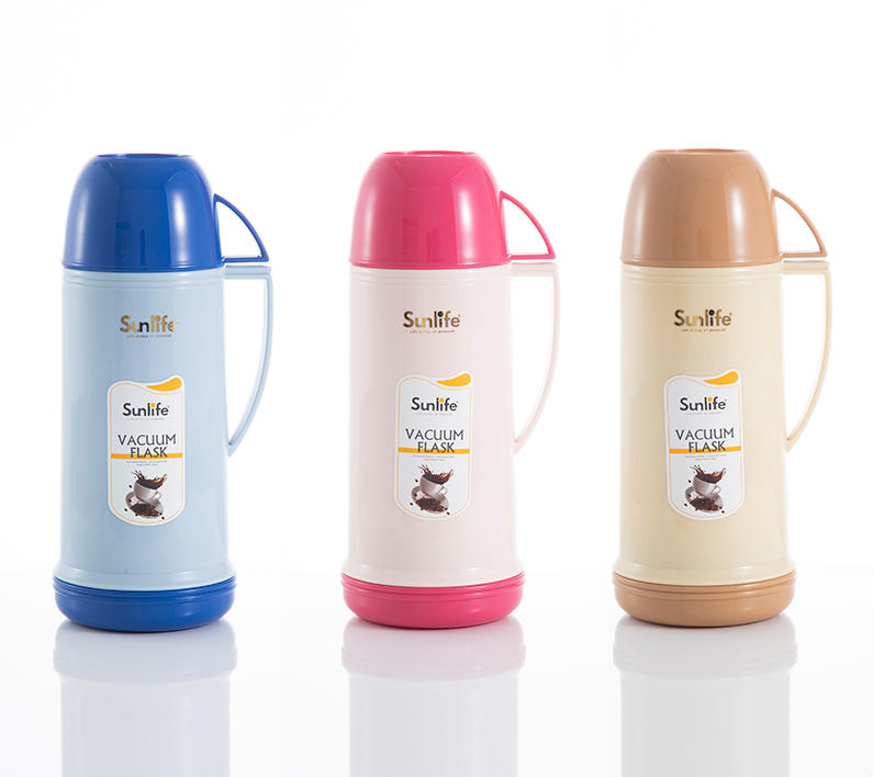 Plastic vs Stainless Steel Vacuum Flasks Which is Better for You