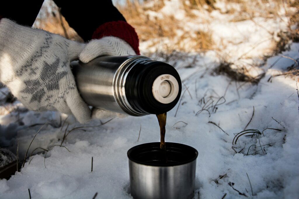 Choosing Between Plastic and Steel Thermos: A How-To Guide-
